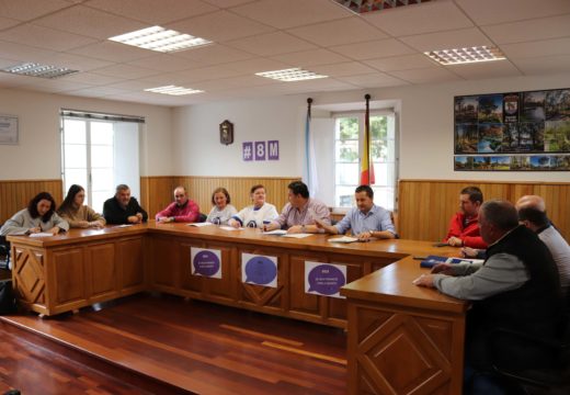 O Pleno de Frades aproba por unanimidade iniciar o expediente de distinción e honras a Manuel Cortiñas Pontón